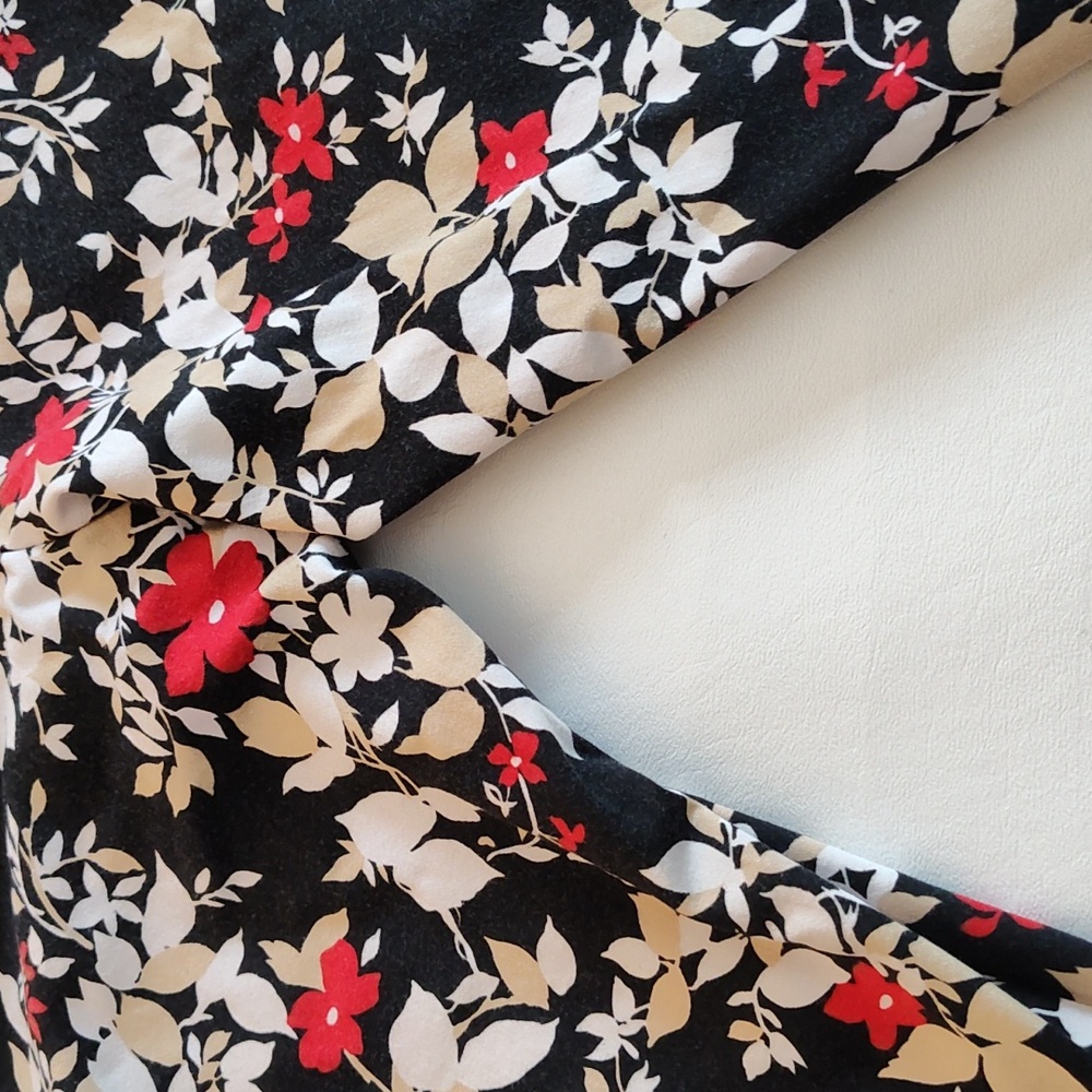 Requirements Capris 14 Spring Summer Bold Floral Pattern Cotton Blend Mid Rise - Picture 12 of 12